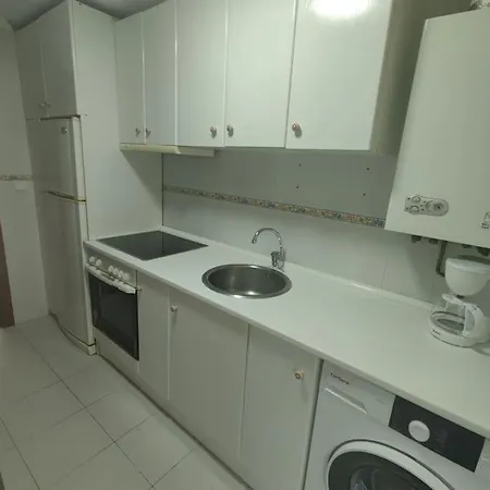 Apartamento Con Piscina Y Garaje Apartment *