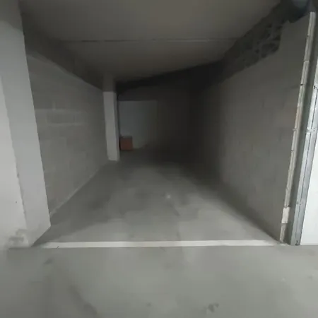 Apartamento Con Piscina Y Garaje